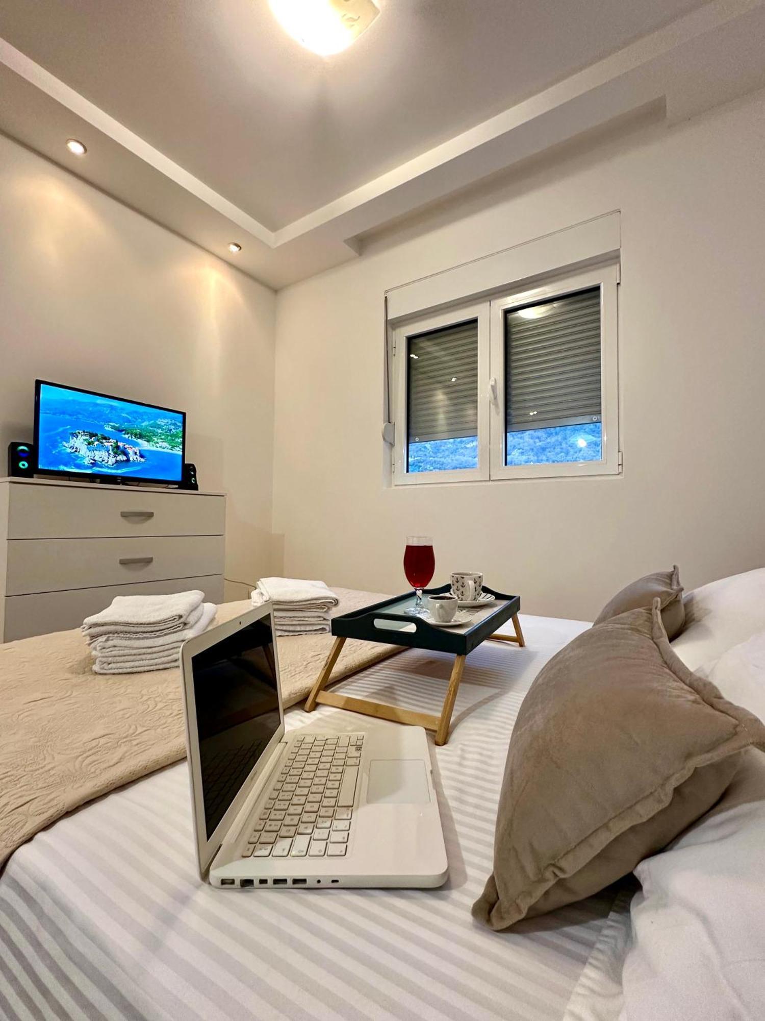 Lux Superior Apartment 120M2 In Heart Of Budva Ngoại thất bức ảnh